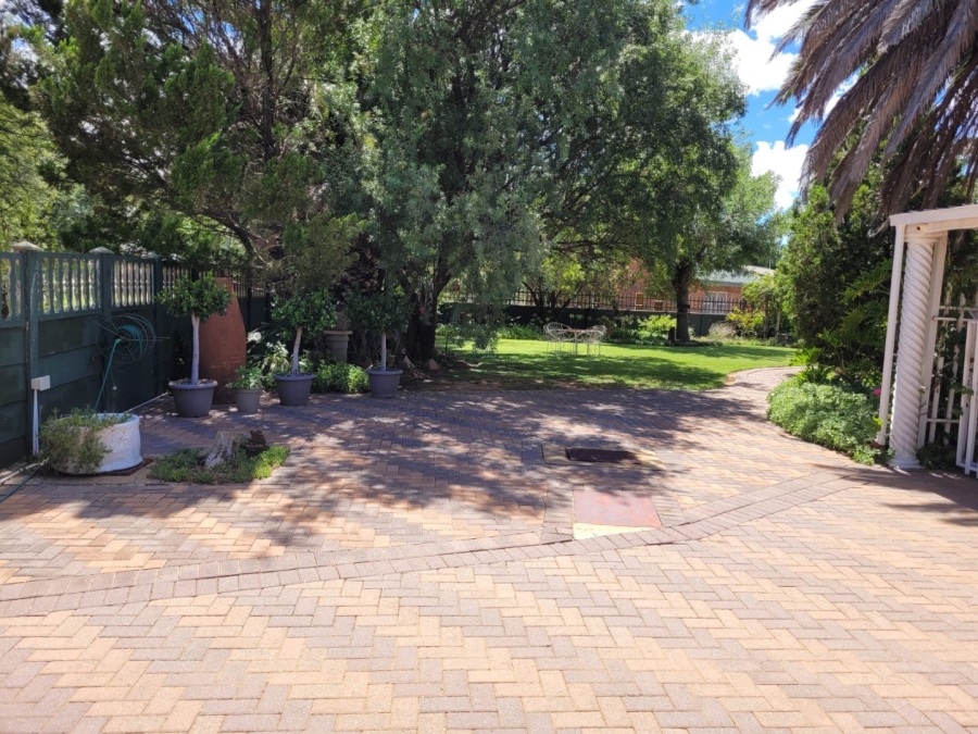 3 Bedroom Property for Sale in Odendaalsrus Free State